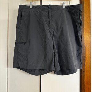 L.L. Bean Women's Trail Shorts - Gray - Size 18 - Plus Athletic
